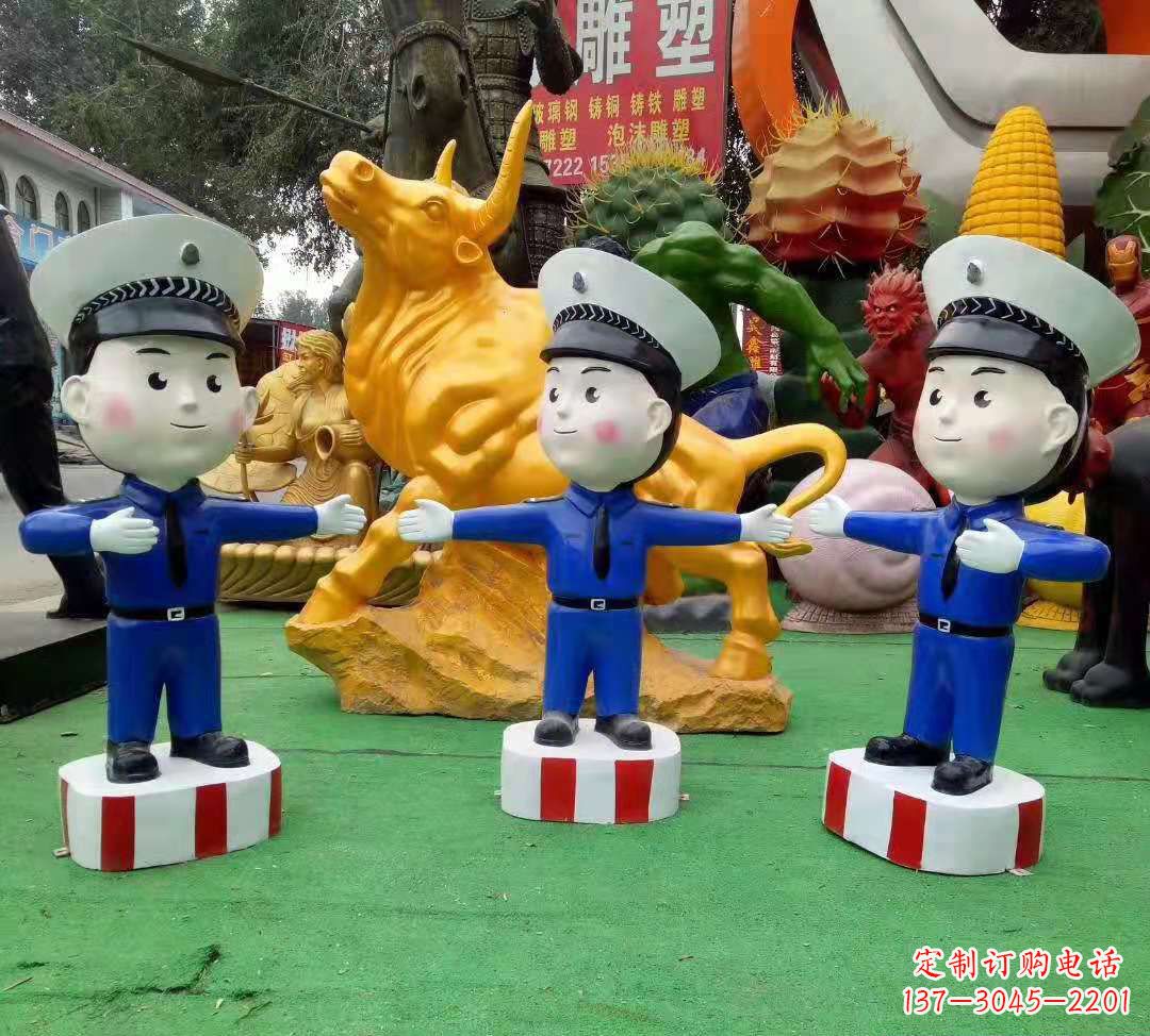 陕西玻璃钢制作的交通警察雕塑