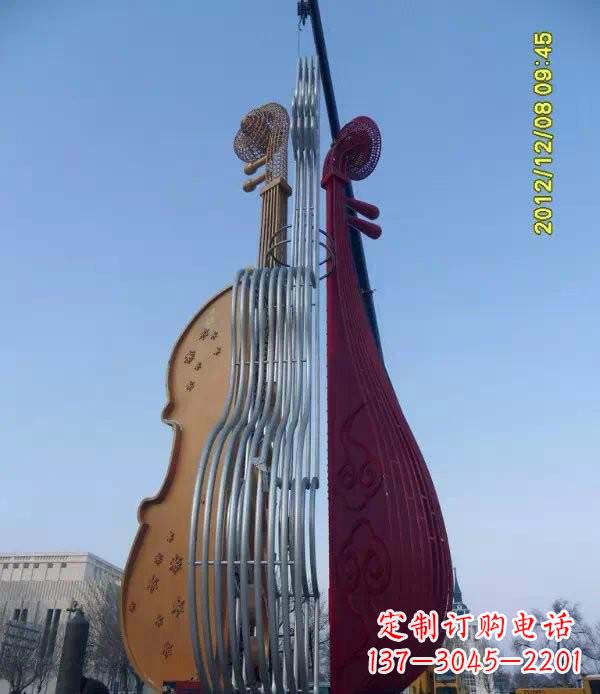陕西不锈钢琵琶雕塑演奏着灵魂之音