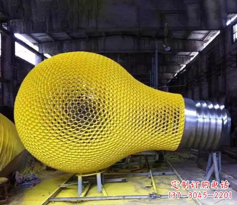 陕西新题目不锈钢灯泡雕塑精致的艺术珍品