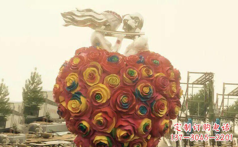 陕西浪漫之美——不锈钢情侣结婚雕塑