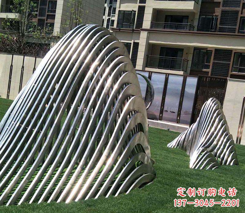 陕西不锈钢假山雕塑——电镀之美