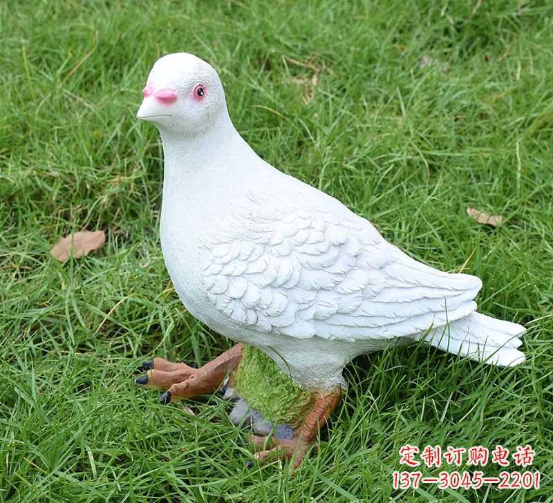 陕西西方的鸽子雕塑