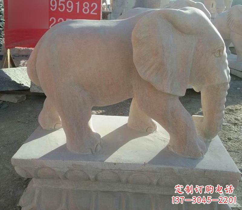 陕西园林晚霞红大象雕塑