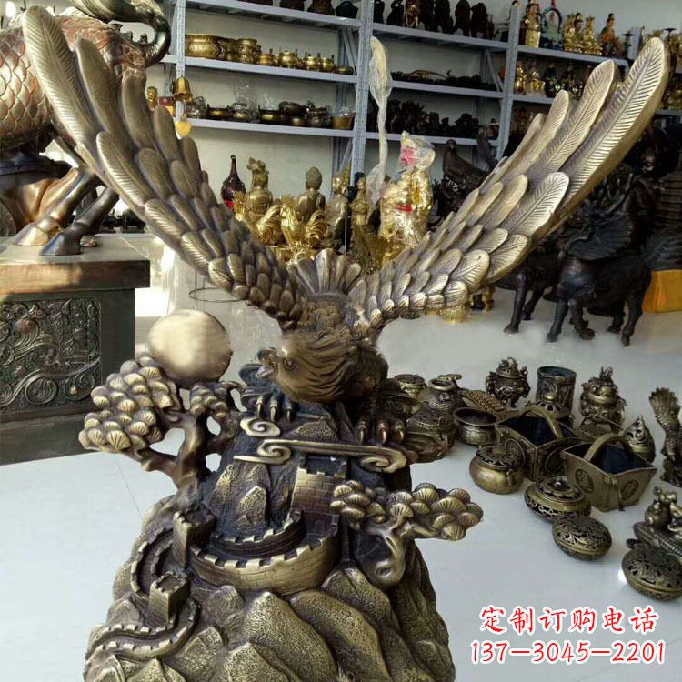 陕西铸铜老鹰雕塑
